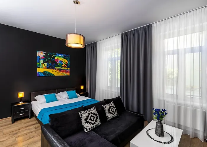 Skackava - Beautiful New In Direct Centrum, 24h Self Check-in * Banská Bystrica